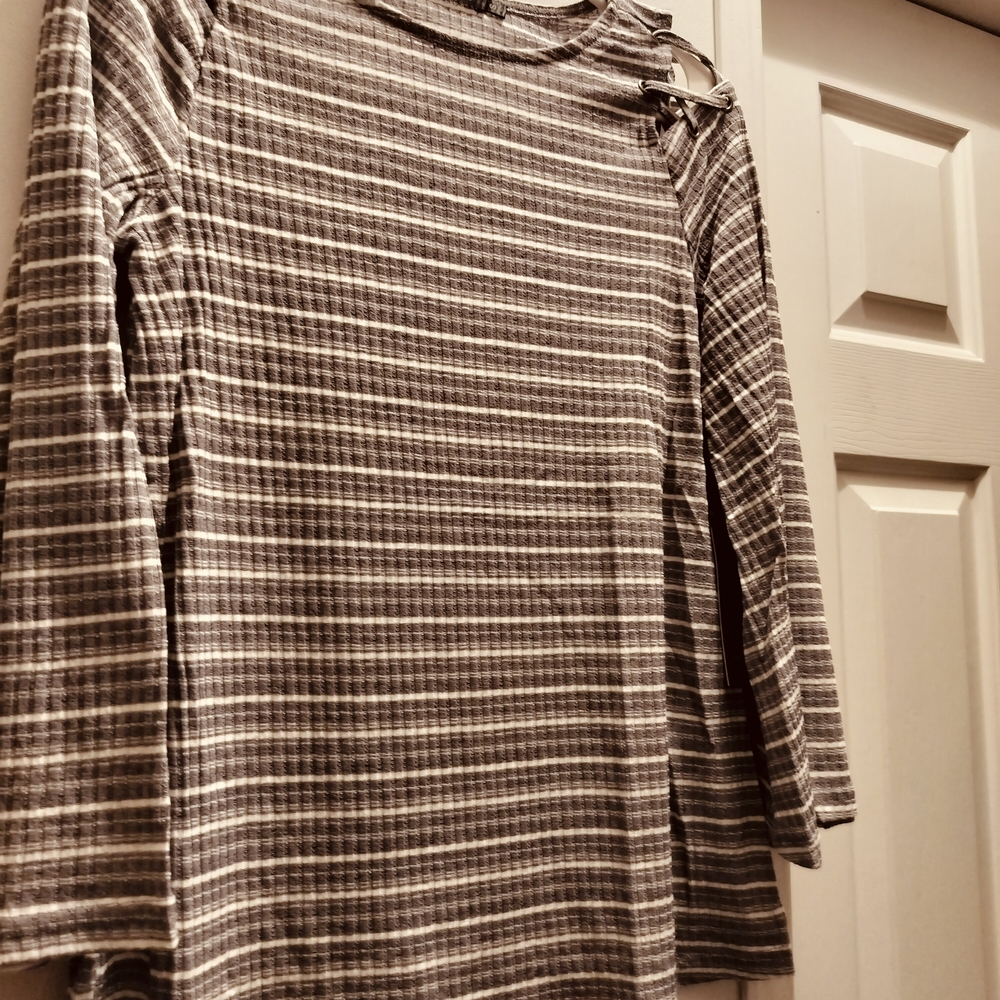 Doe & Rae Gray Striped Turtleneck Sweater